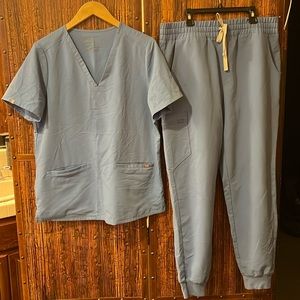 Figs Technical Collection Scrub Set